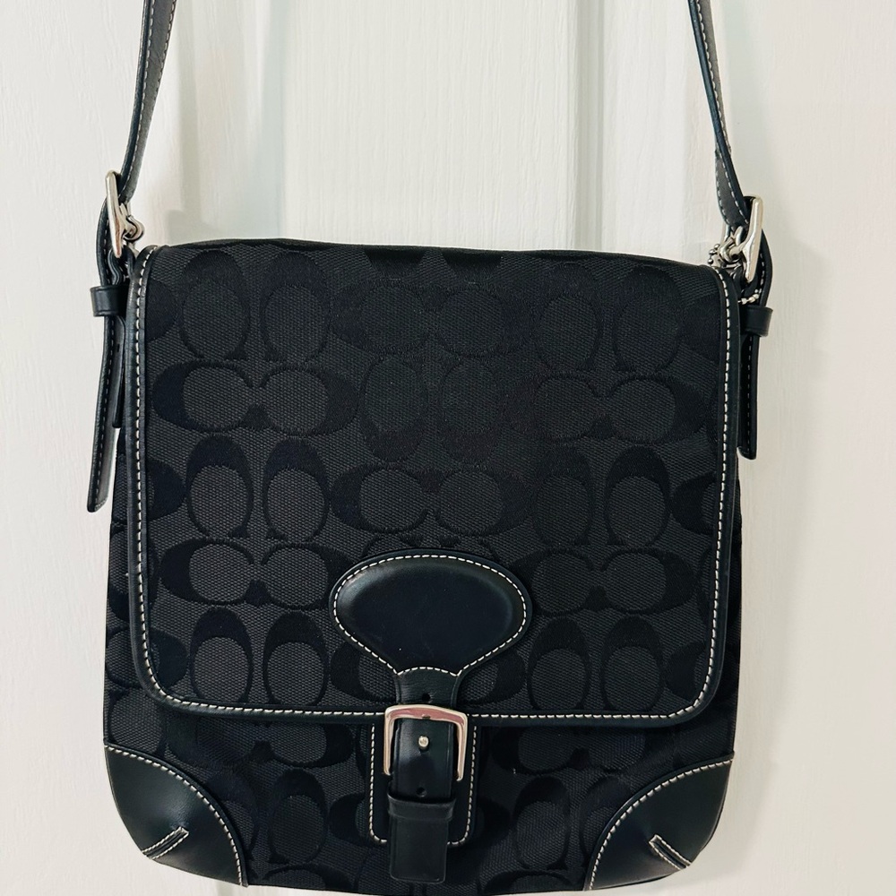 Black Vintage Coach Crossbody Women's Bag